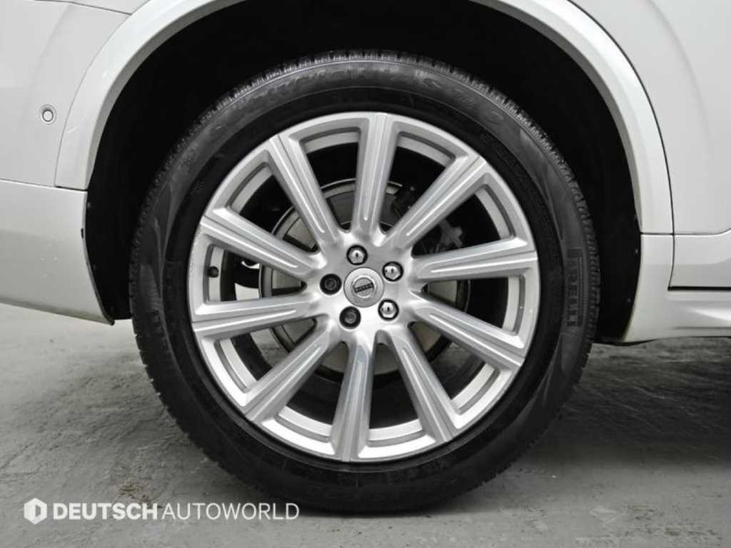 Volvo XC90 - Vista 5