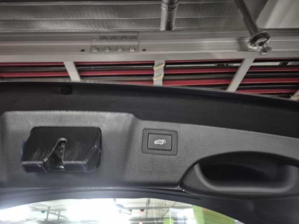 HYUNDAI Santa Fe - Vista 4