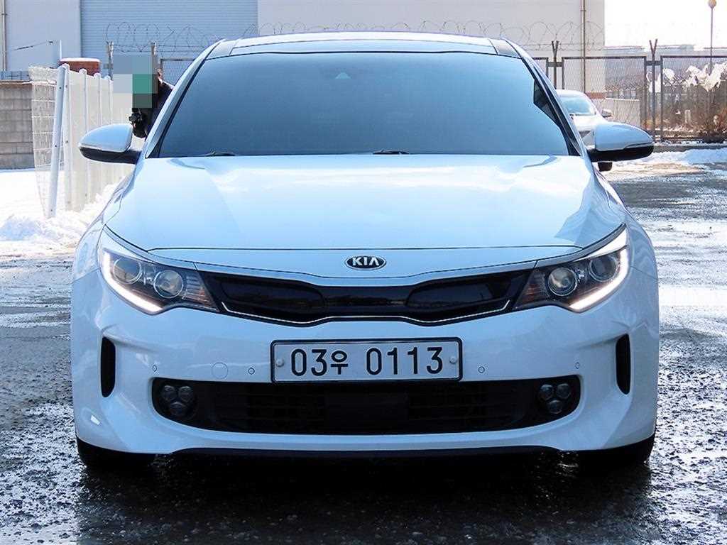 KIA K5 2016 Blanco - Importación desde Corea - HF Imports Iquique - Foto 1