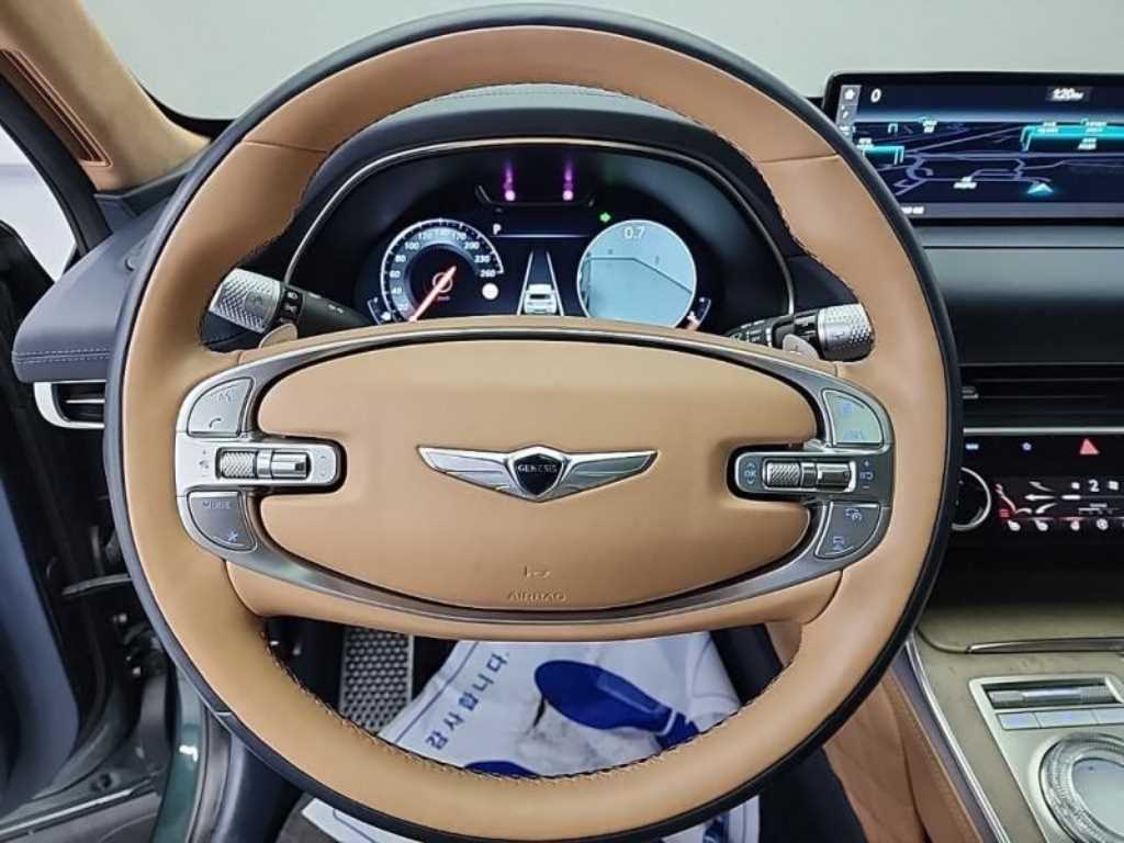 Genesis GV80 - Vista 9