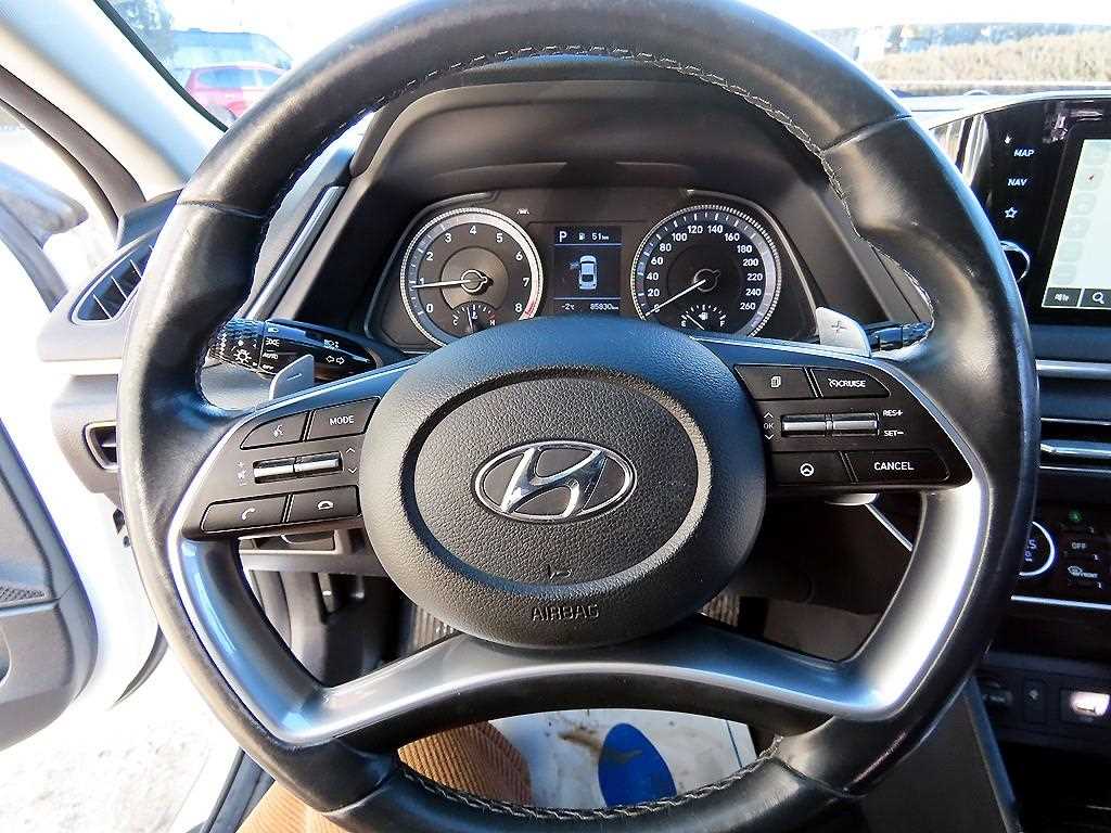 HYUNDAI Sonata - Vista 8