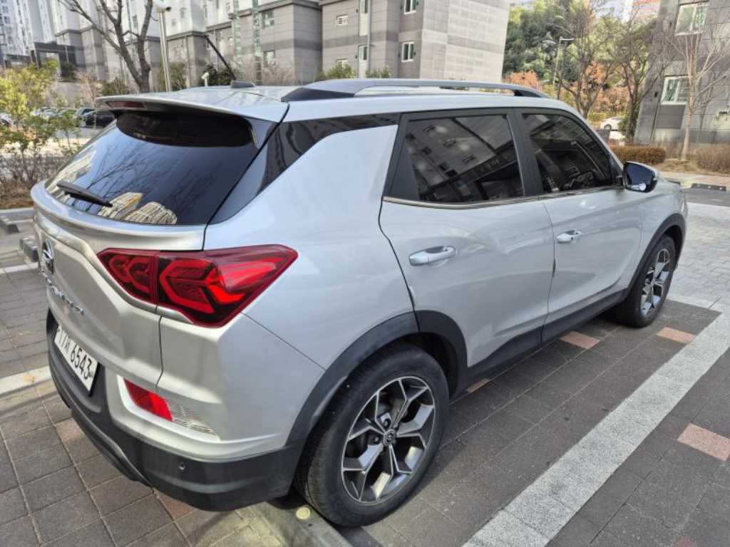 Ssangyong Korando - Vista 6