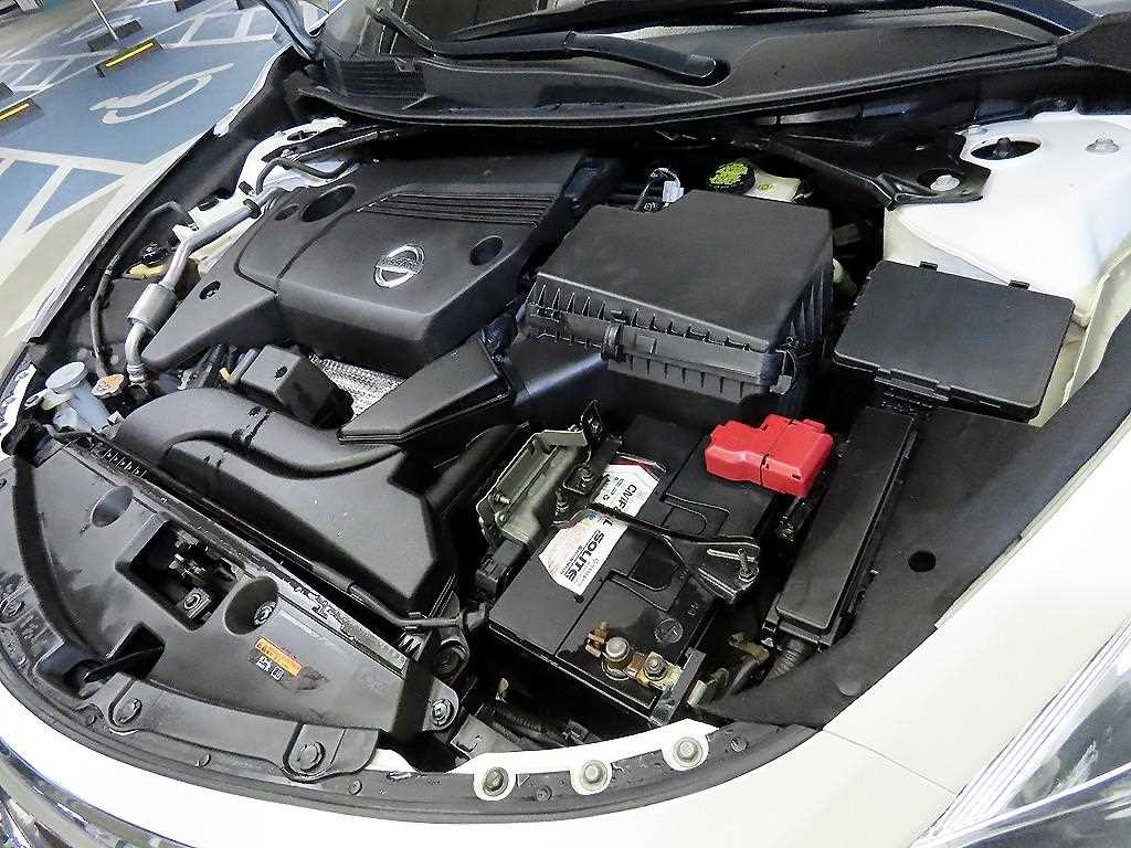 Nissan Altima 2016 Blanco - Importación desde Corea - HF Imports Iquique - Foto 19