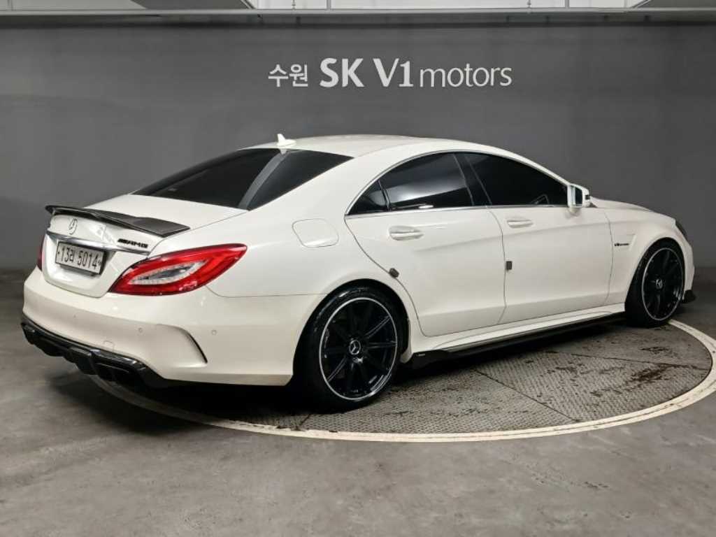 Mercedes Benz CLS Class - Vista 5