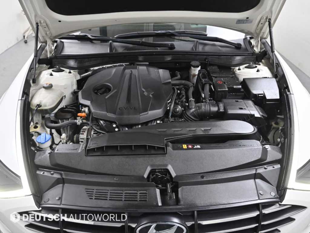 HYUNDAI Sonata - Vista 6