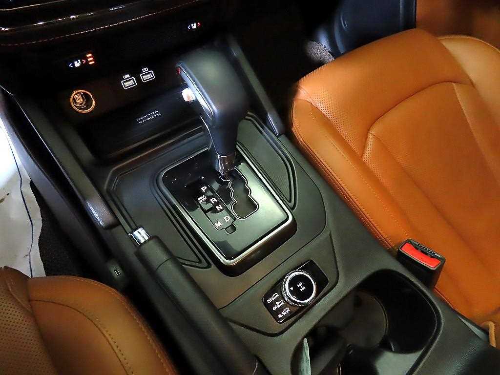 Ssangyong Rexton - Vista 12