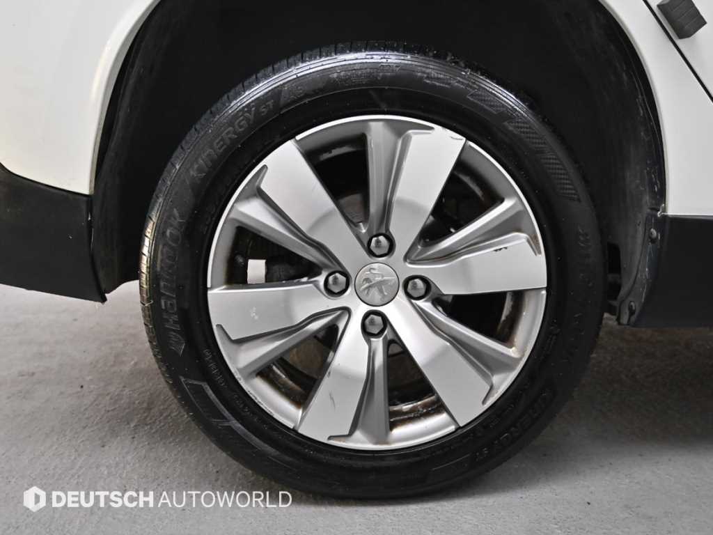 Peugeot 2008 - Vista 5