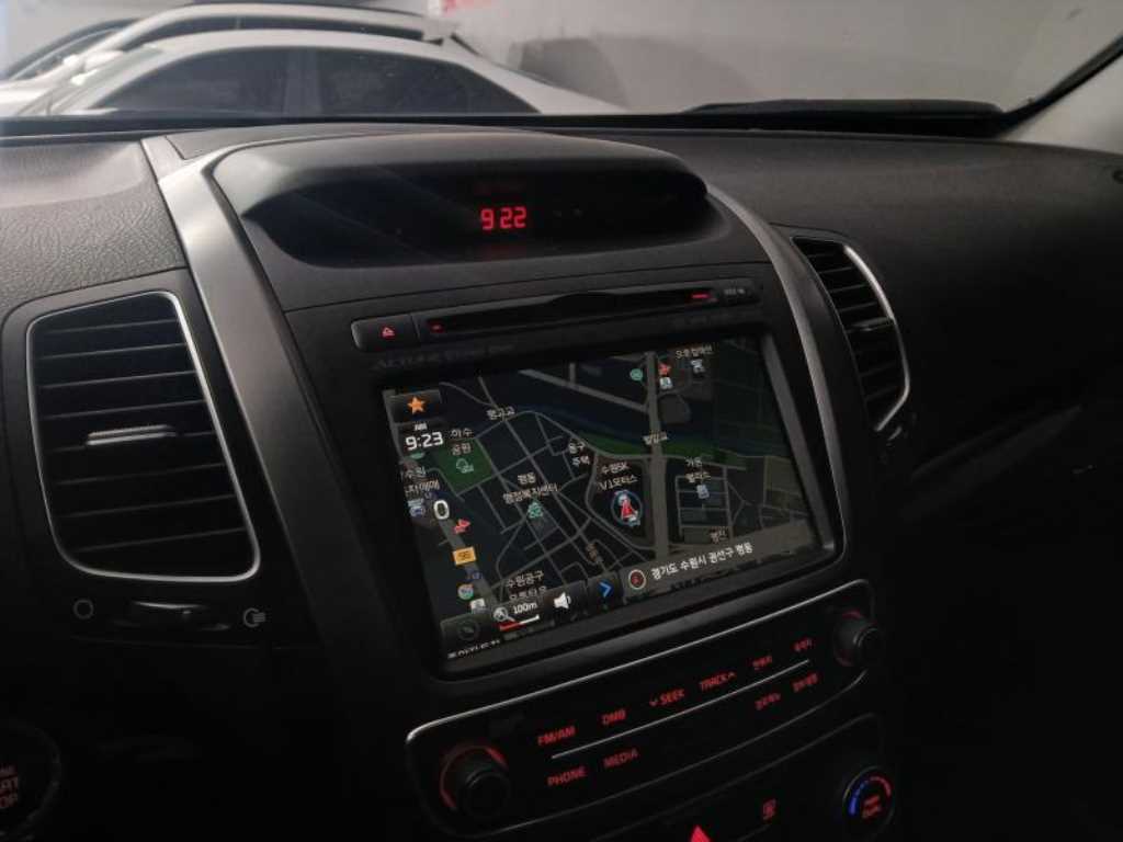 KIA Sorento - Vista 10