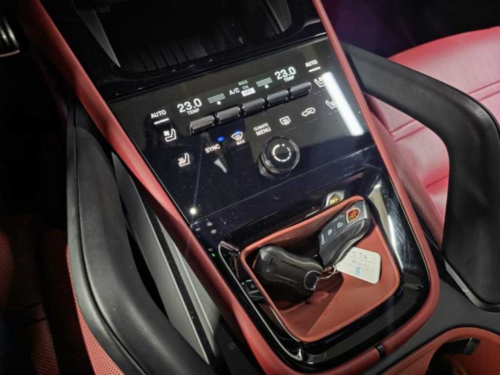 Porsche Cayenne - Vista 8