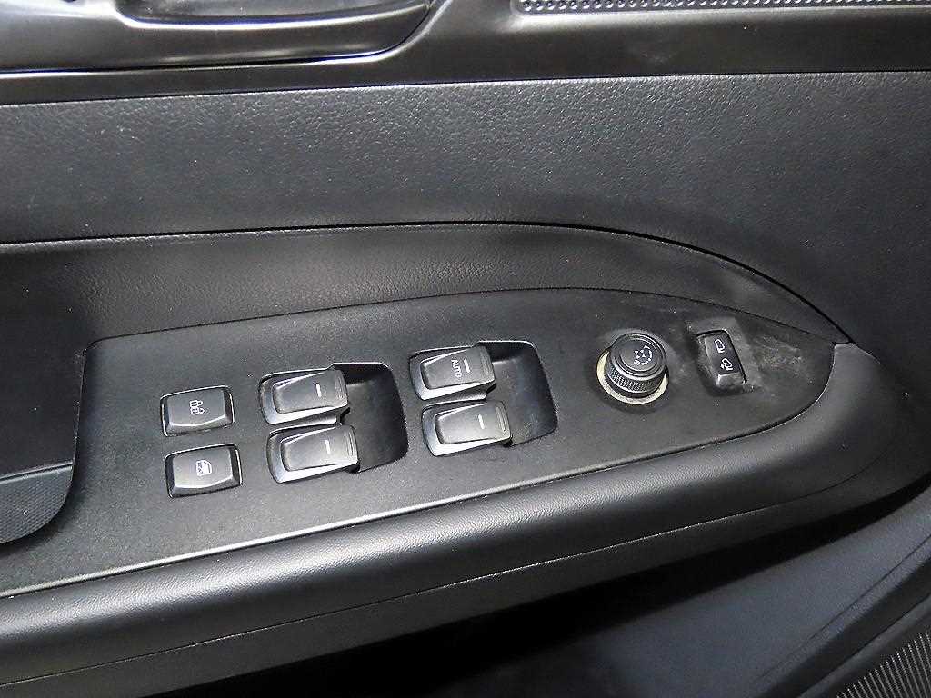 Ssangyong Rexton 2023 Blanco - Importación desde Corea - HF Imports Iquique - Foto 13