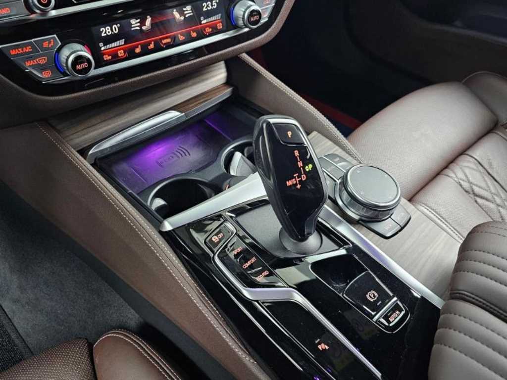 BMW 5 Series - Vista 9