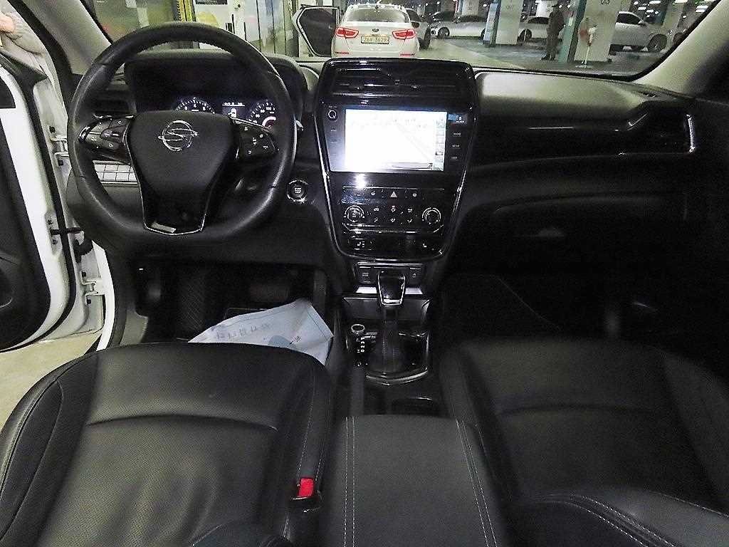 Ssangyong Tivoli - Vista 10