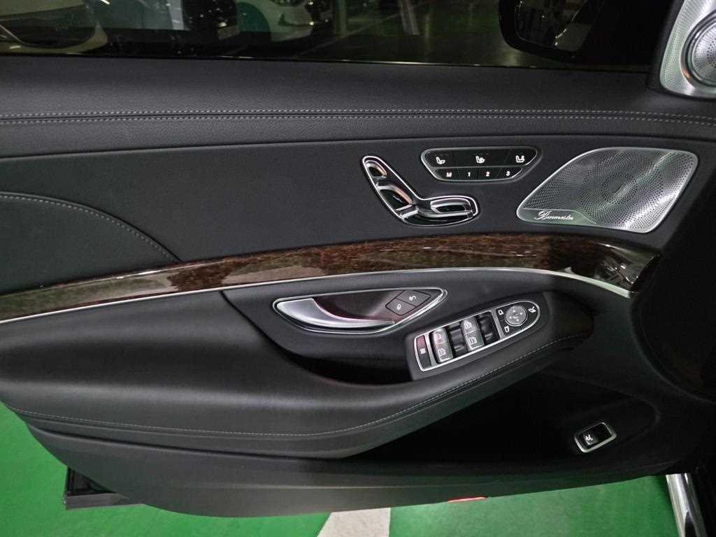 Mercedes Benz S Class - Vista 8