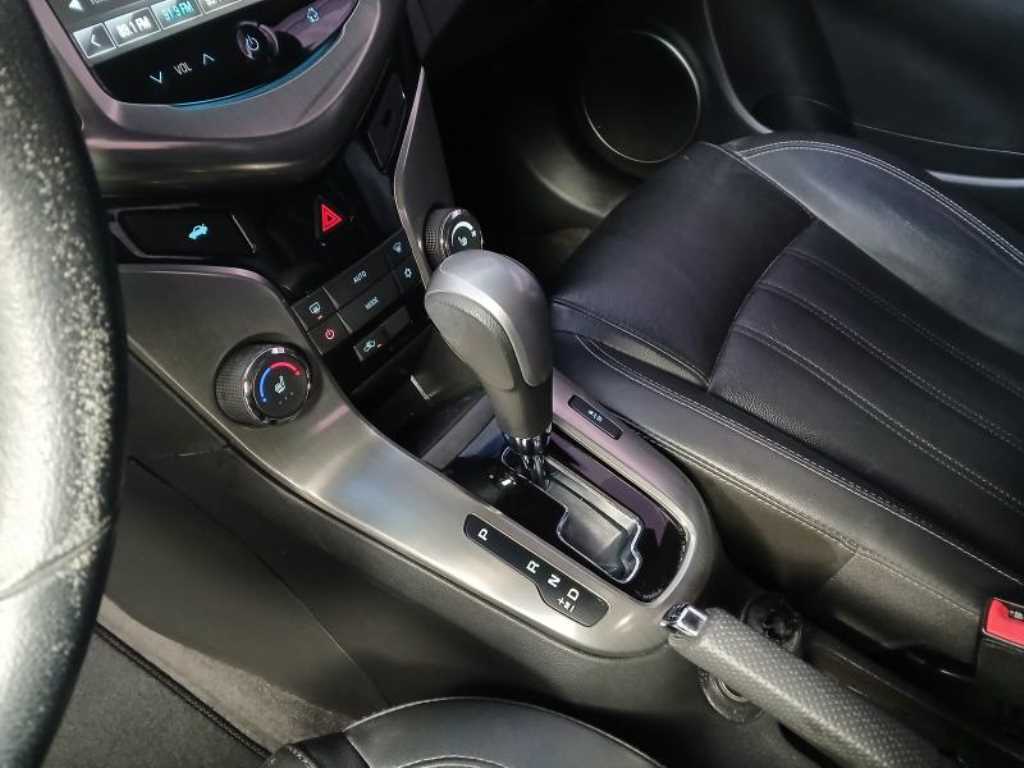 Chevrolet Cruise 2016 Negro - Importación desde Corea - HF Imports Iquique - Foto 15