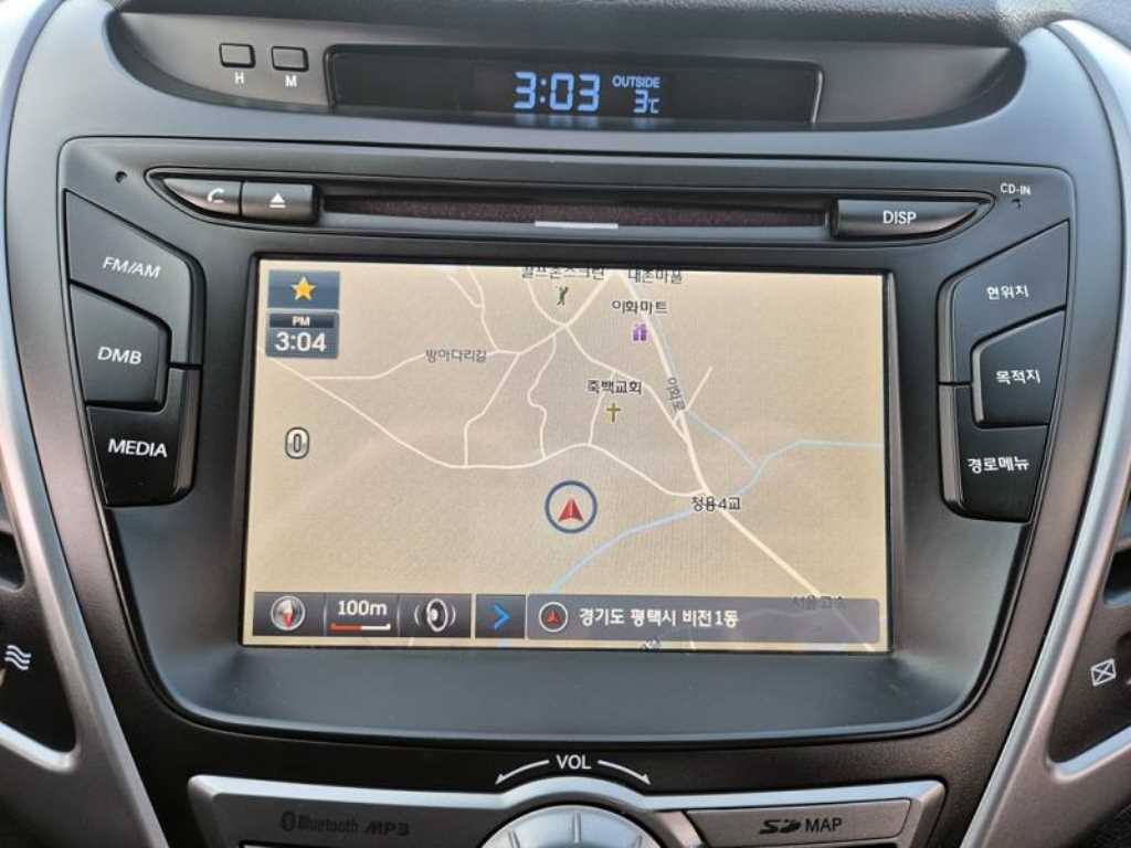 HYUNDAI Avante - Vista 10