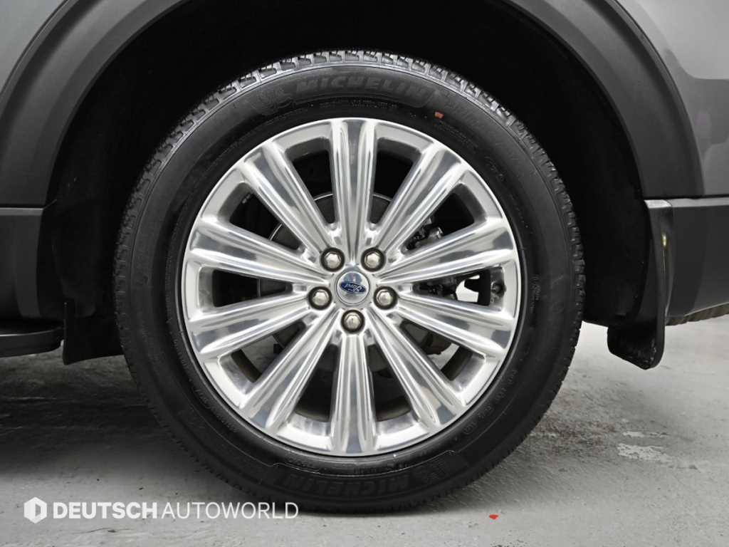 Ford Explorer - Vista 5