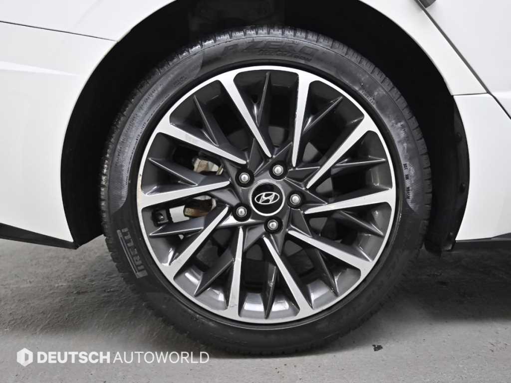 HYUNDAI Sonata - Vista 5