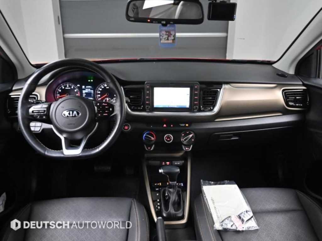 KIA Stonic - Vista 7