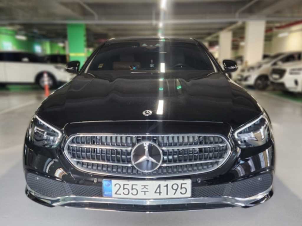 Mercedes Benz E class 2021 Negro - Importación desde Corea - HF Imports Iquique - Foto 1