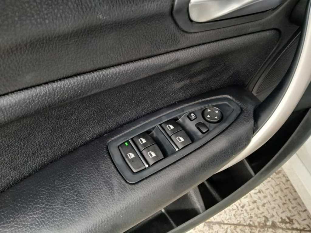 BMW 1 series - Vista 10