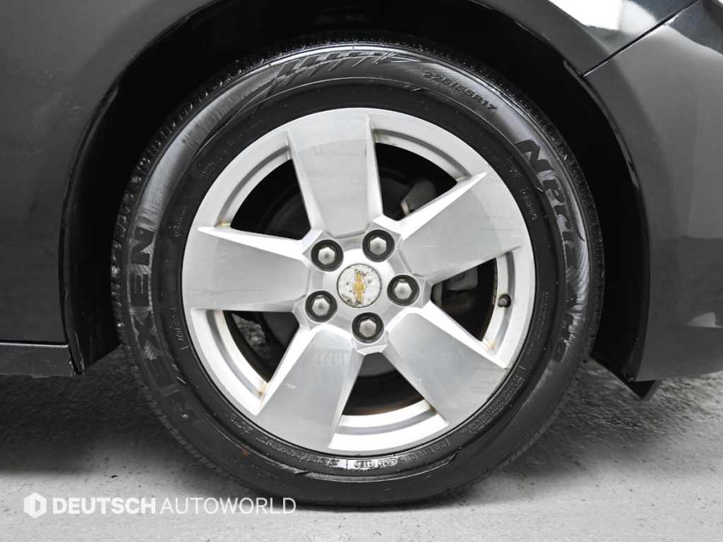 Chevrolet Malibu - Vista 5