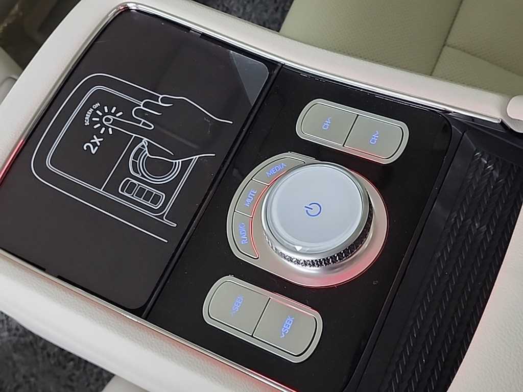 Genesis G90 2025 Gris - Importación desde Corea - HF Imports Iquique - Foto 14