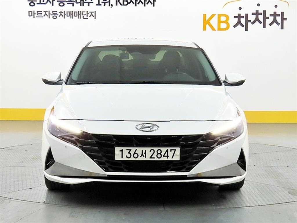HYUNDAI Avante 2021 Blanco - Importación desde Corea - HF Imports Iquique - Foto 1