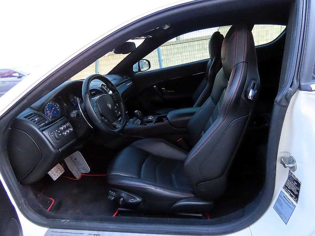 Maserati Gran Turismo - Vista 5