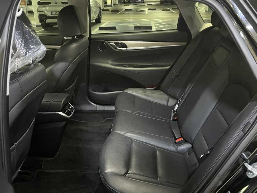 HYUNDAI Grandeur - Vista 7