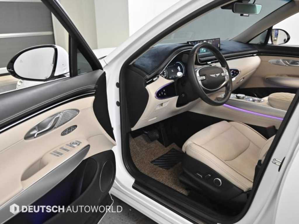 Genesis GV70 - Vista 11