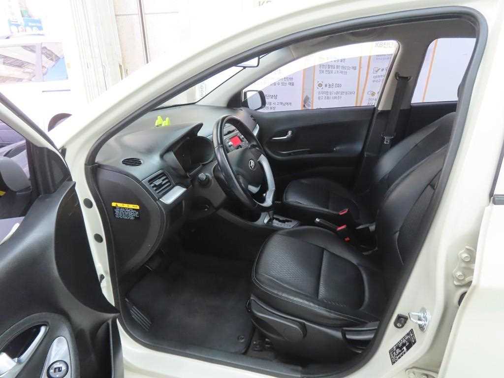 KIA Morning - Vista 5