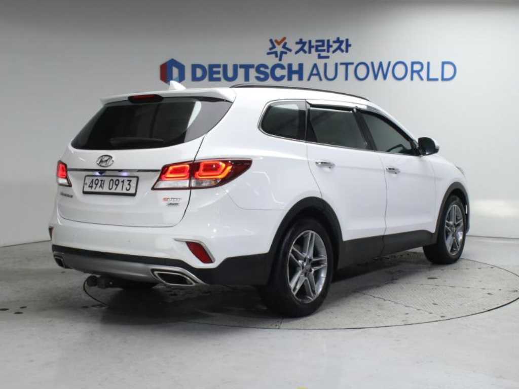 HYUNDAI Maxcruz - Vista 2