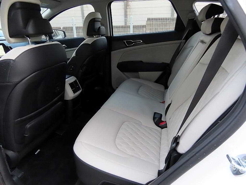 KIA Sportage - Vista 6