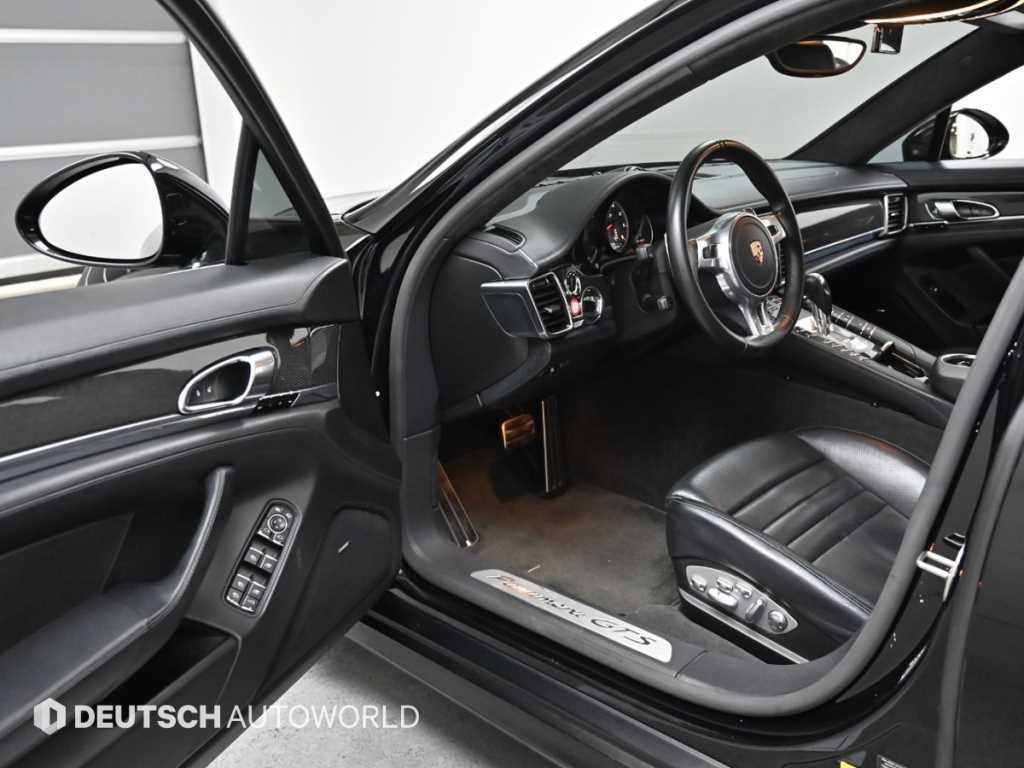 Porsche Panamera - Vista 11