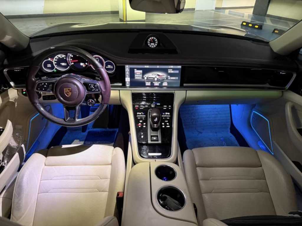 Porsche Panamera - Vista 7