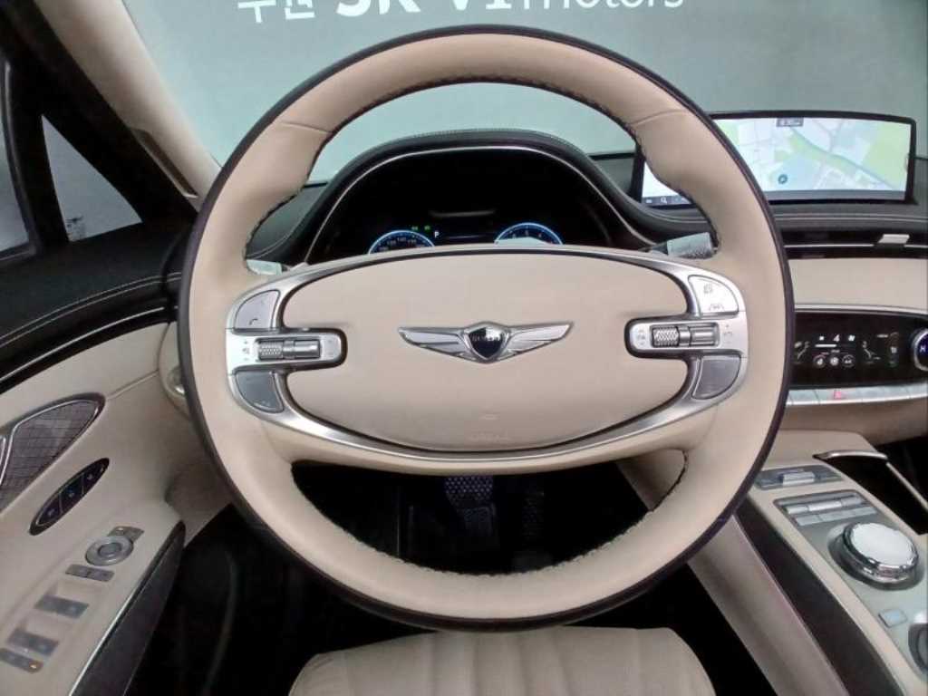 Genesis GV70 - Vista 8