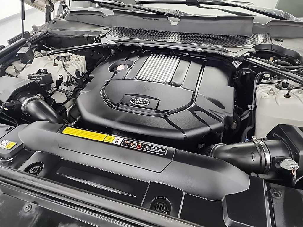 Land Rover Range Rover Sports - Vista 5