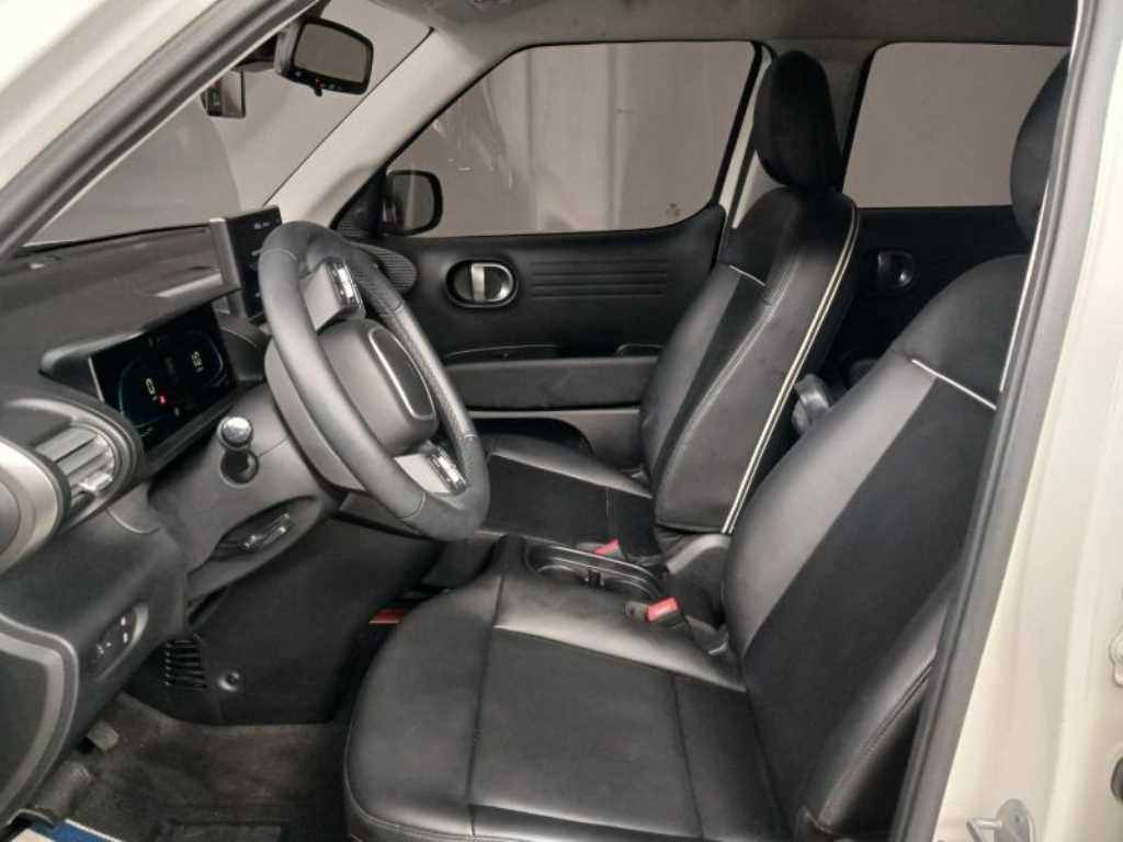 HYUNDAI Casper - Vista 7