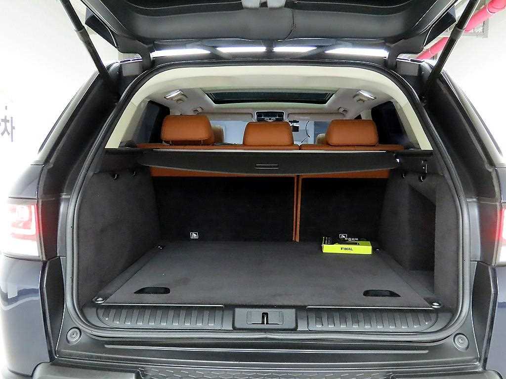 Land Rover Range Rover Sports - Vista 5