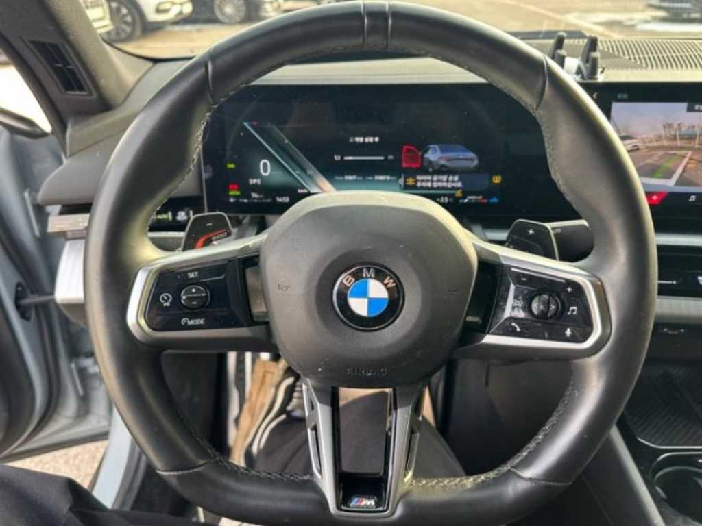 BMW 5 Series - Vista 4