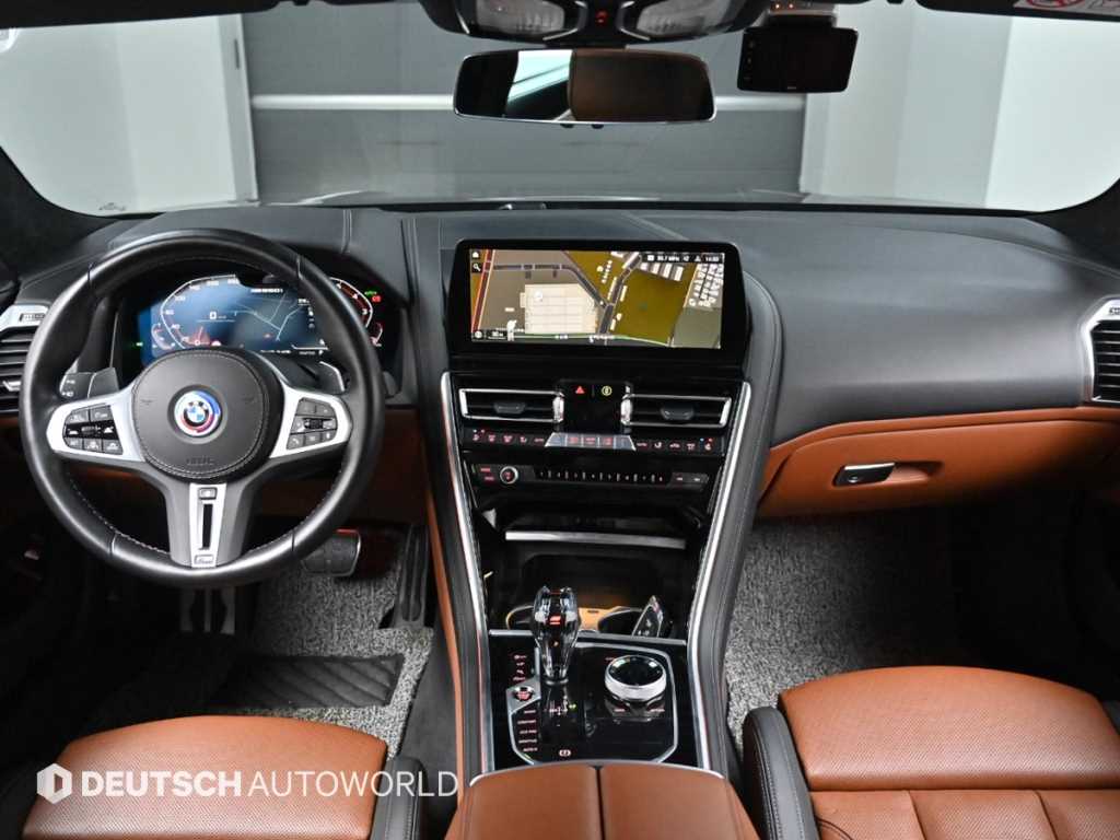 BMW 8 Series - Vista 7