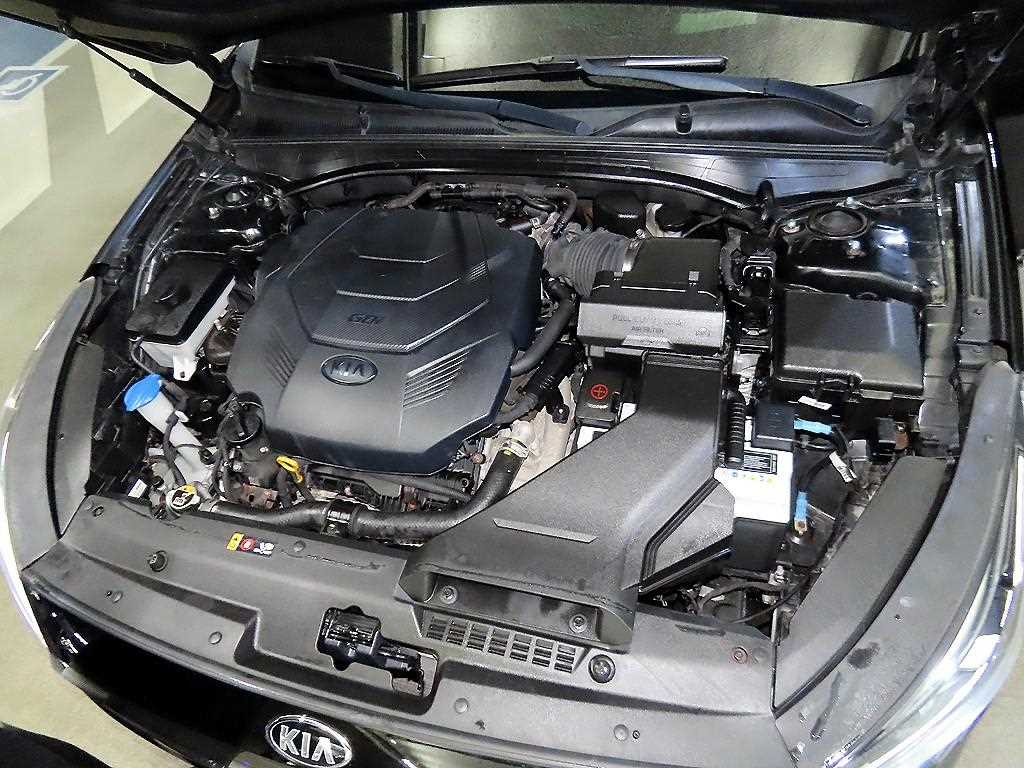 KIA K7 2017 Negro - Importación desde Corea - HF Imports Iquique - Foto 19