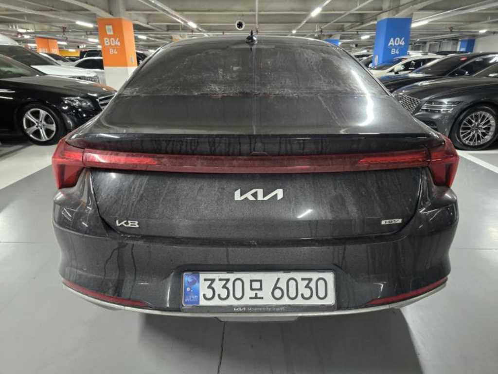 KIA K8 - Vista 3