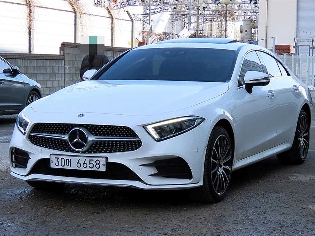 Mercedes Benz CLS Class - Vista 2