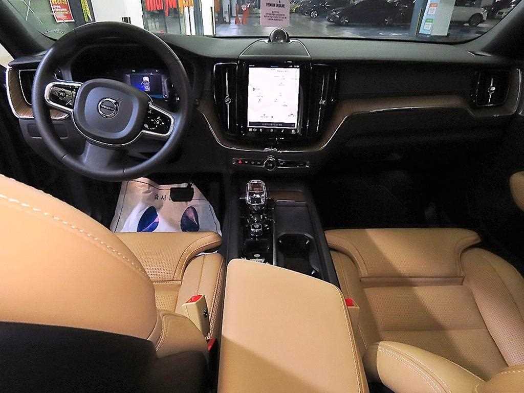 Volvo XC60 - Vista 10