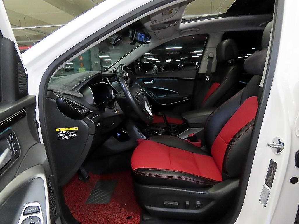 HYUNDAI Santa Fe - Vista 6