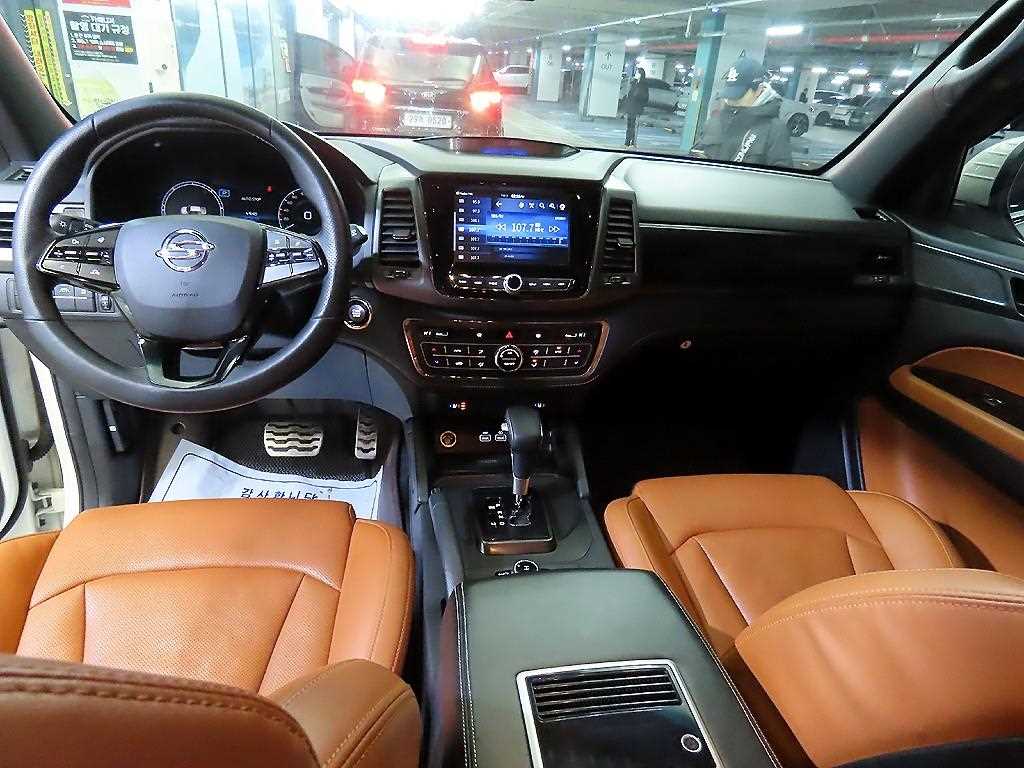 Ssangyong Rexton - Vista 10