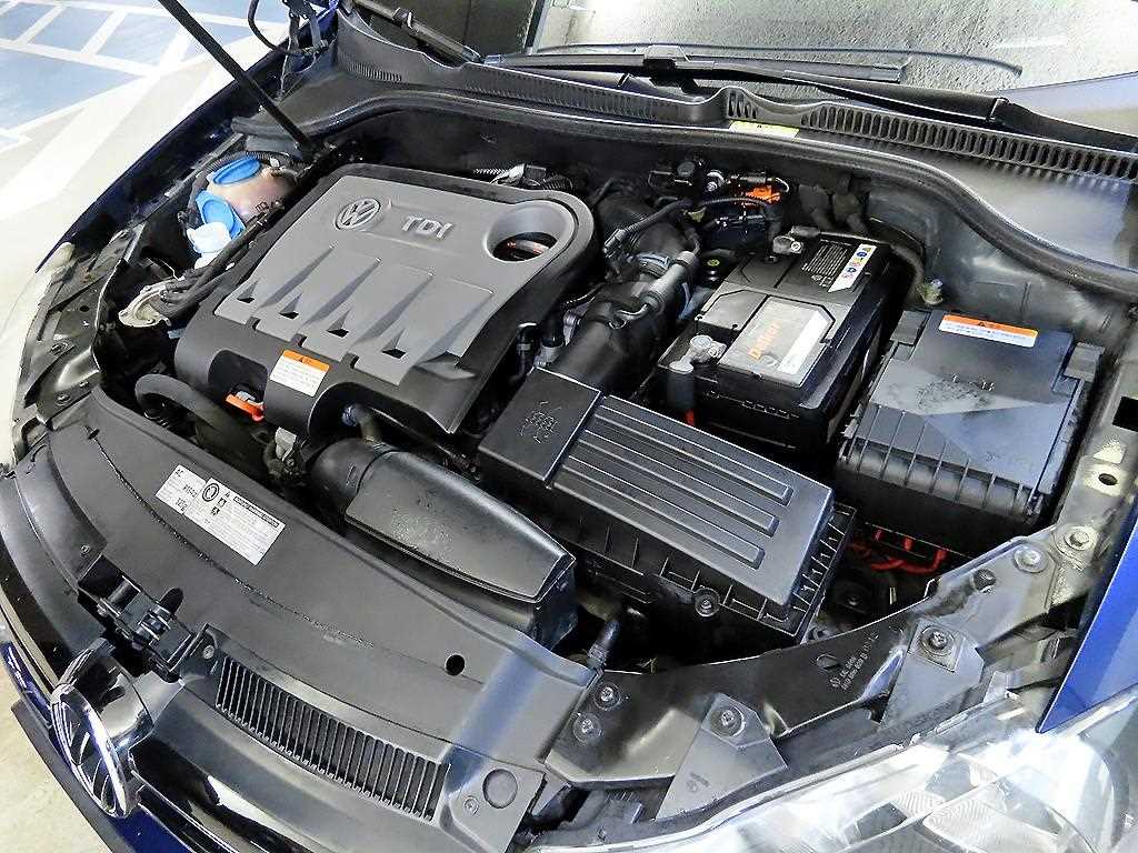 Volkswagen Golf 2012 Azul - Importación desde Corea - HF Imports Iquique - Foto 19