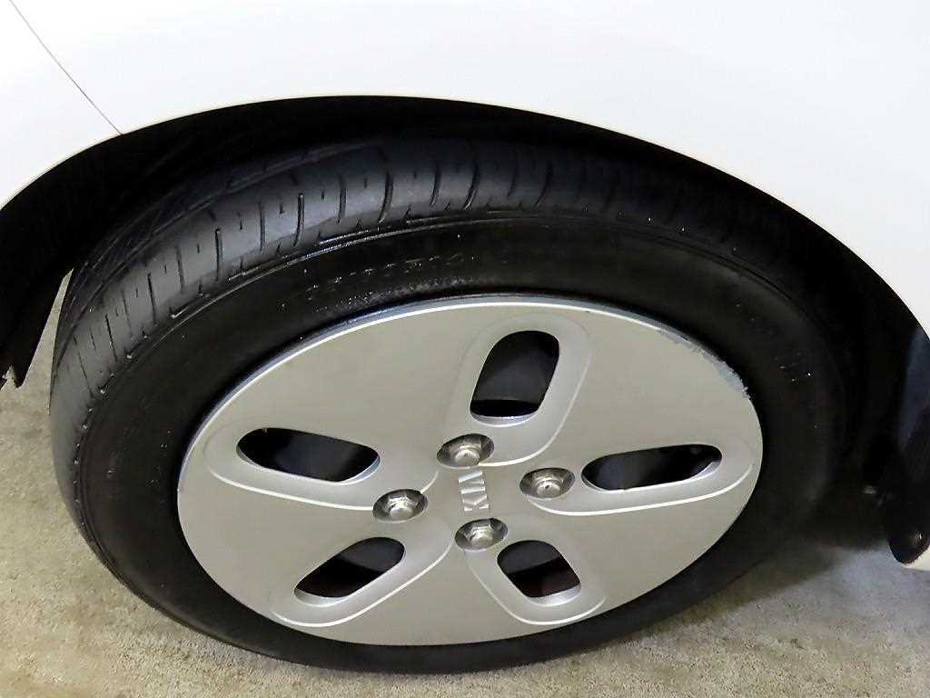 KIA Ray 2016 Blanco - Importación desde Corea - HF Imports Iquique - Foto 19