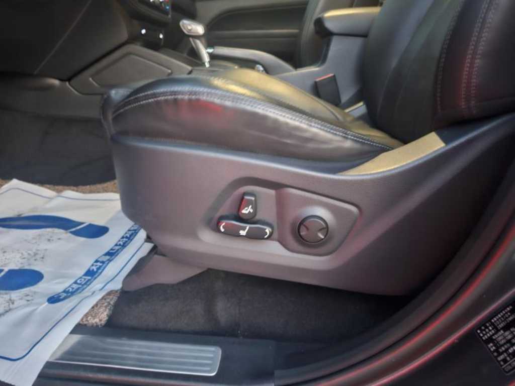 Ssangyong Rexton - Vista 11